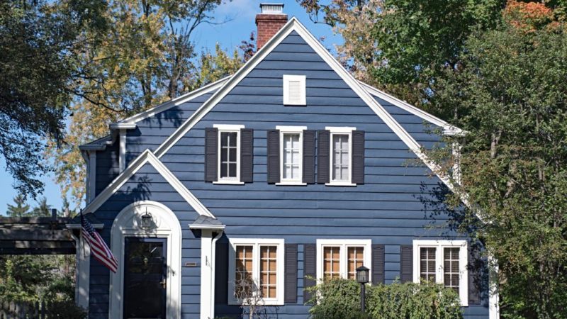 What is the Best Exterior Paint for Wood