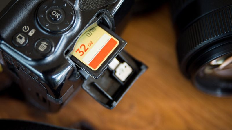 How Many Photos Does 32GB Hold