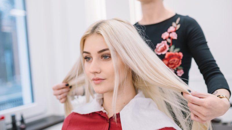 Semi-Permanent Hair Dyes for Blonde Hair