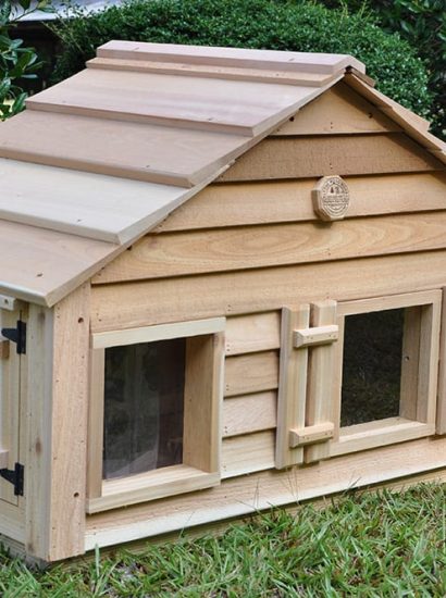 Wooden Outdoor Cat House