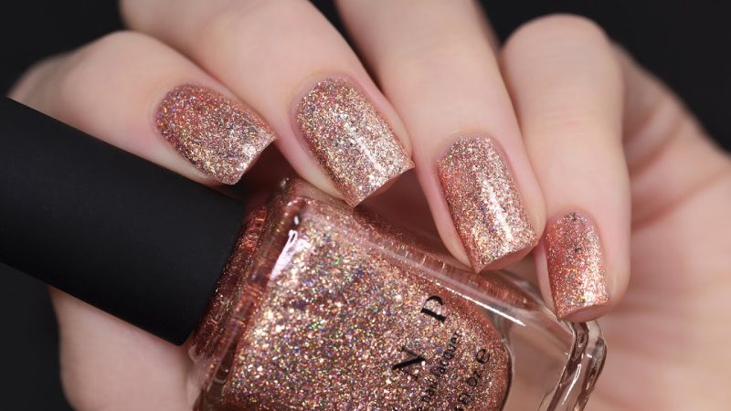 rose gold metallic nail varnish